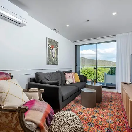 Awesome Brooklyn Inspired Apartment With Views Of Mt Ainsley Canberra Exterior photo